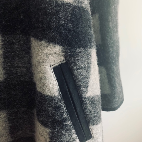 Banana Republic Heritage Black Plaid Cape XS/S - Picture 3 of 10